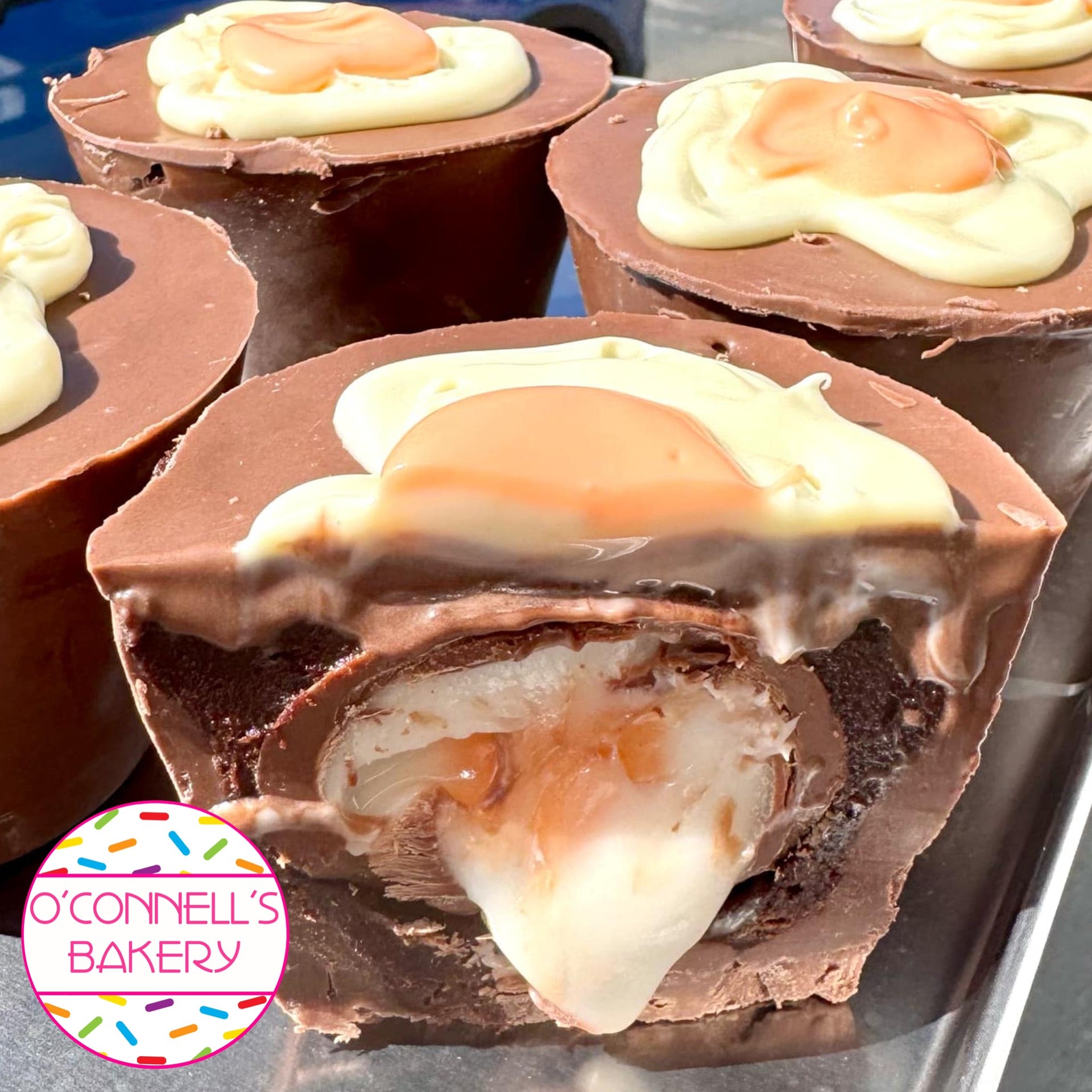 Whole Creme Egg Brownie Cup (UK)